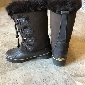 Khombu snow boots